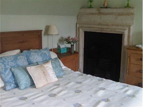 Damson Cottage B&B Лейкок Екстериор снимка